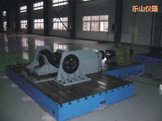 樂山微機控制驅動橋總成扭轉試驗機