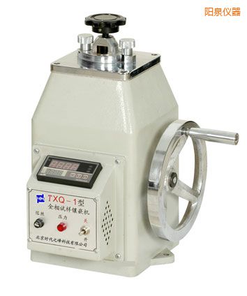 �Ȫ����ԇ���Ƕ�C